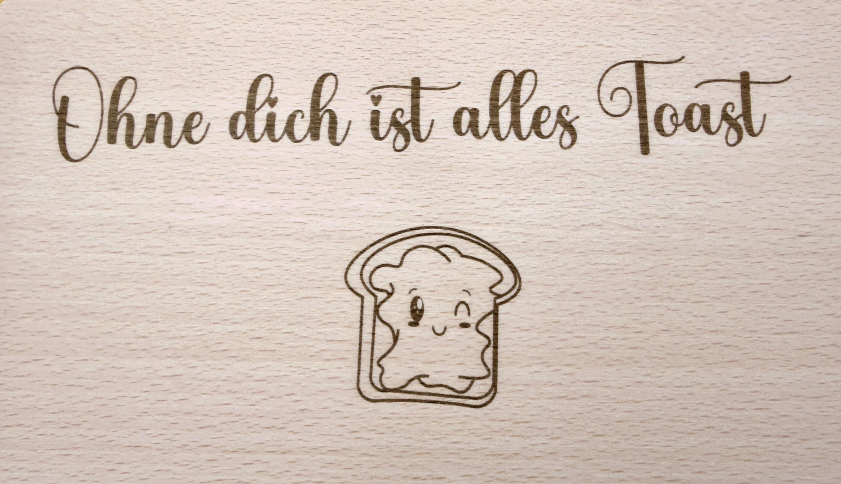 Personalisiertes Frühstücksbrett mit Gravur